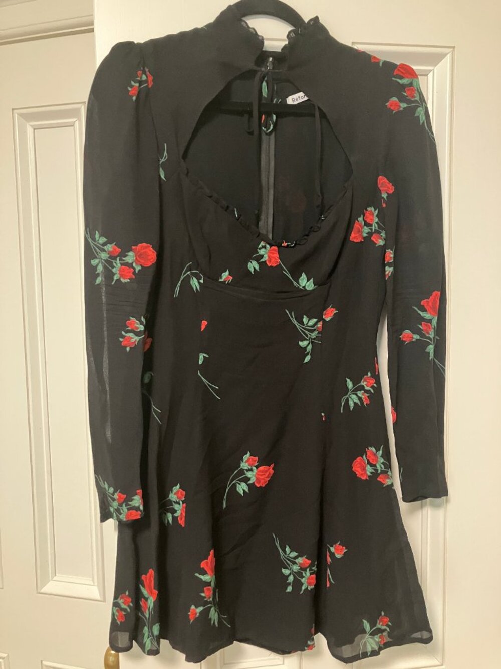 Reformation Vivianne Black Floral Dress - Size 6 - Picture 3 of 4